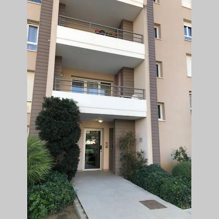 Joli T2 Recent 'Le Vivaldi' Apartman Ajaccio  Kültér fotó