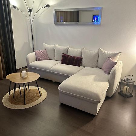 Joli T2 Recent 'Le Vivaldi' Apartman Ajaccio  Kültér fotó